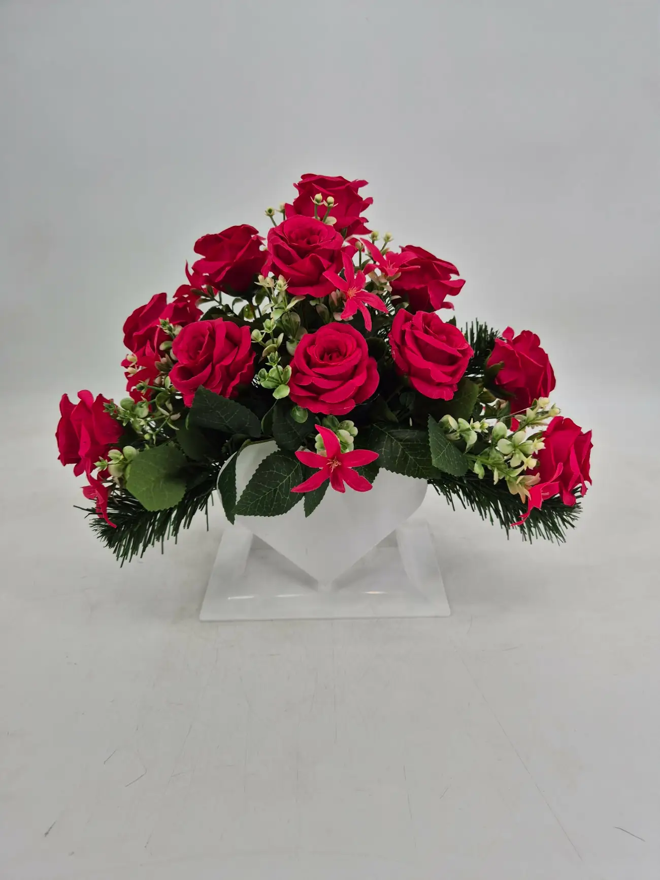 Kompozycje nagrobne stroik z kwiatów sztucznych na cmentarz (2)